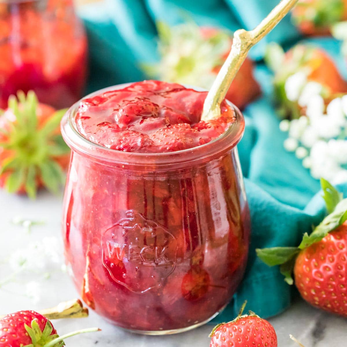 How to Make Strawberry Puree - Food with Feeling