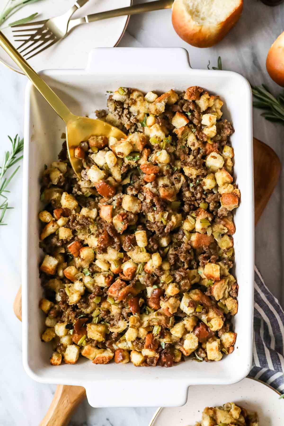 https://sugarspunrun.com/wp-content/uploads/2023/09/Sausage-Stuffing-Recipe-12-of-12.jpg