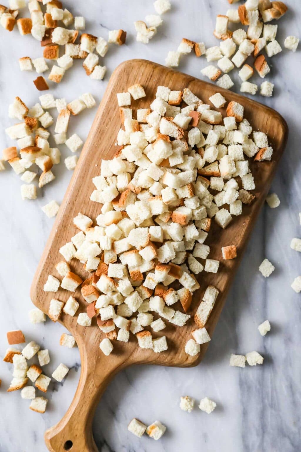 How to Make Bread Cubes for Stuffing - Sugar Spun Run