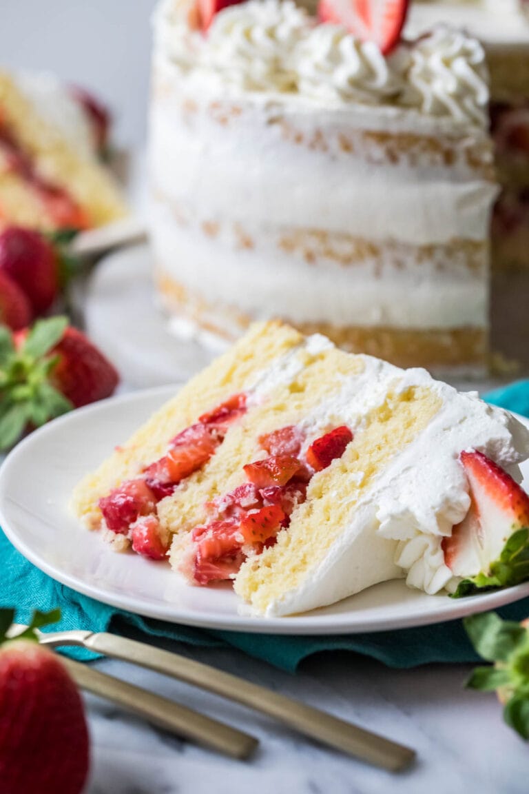 Strawberry Shortcake Cake - Sugar Spun Run