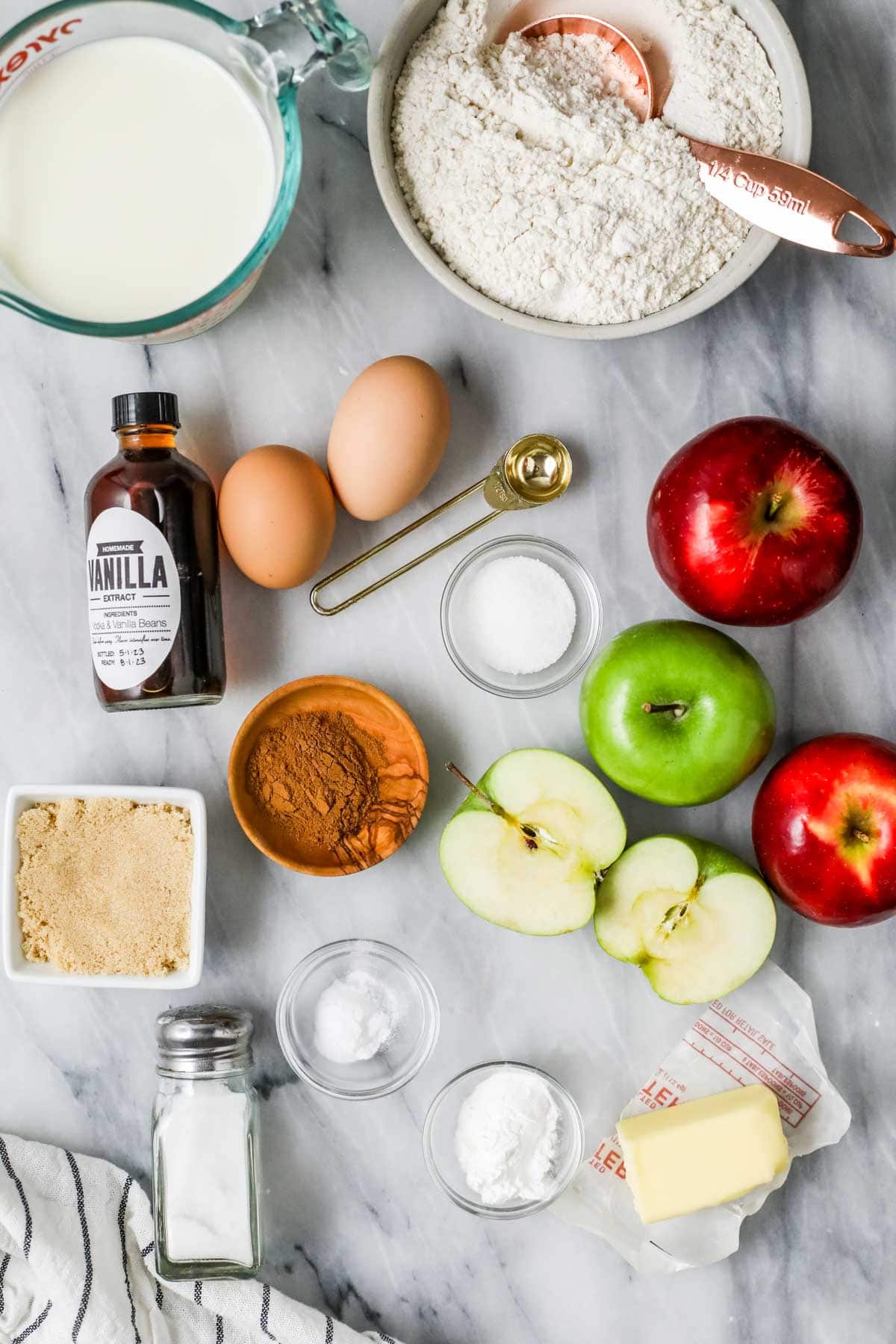 Ingredients for apple pancakes