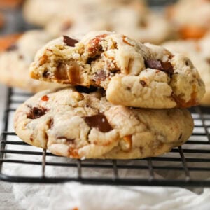 Caramel Pretzel Chocolate Chunk Cookies - 28