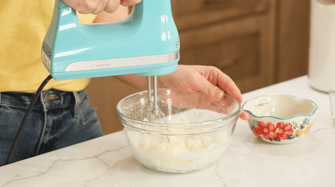 Making the buttercream frosting for the butter pats